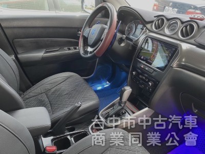 2020年式  SUZUKI  VITARA GLX版 1.6  僅跑2.9萬公里 原鈑件 恆溫 環景 鋼砲型跨界小休旅