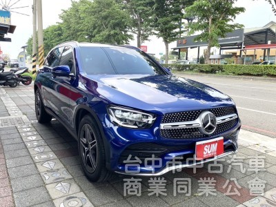 2021年式 M-BENZ GLC300 AMG 4MATIC 2.0 總代理 輕油電 僅跑5萬公里 最暢銷德系休旅車