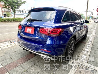 2021年式 M-BENZ GLC300 AMG 4MATIC 2.0 總代理 輕油電 僅跑5萬公里 最暢銷德系休旅車