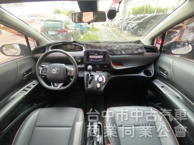 2022年 TOYOTA SIENTA 1.8 七人座 豪華+版 只跑1萬公里 雙電滑門 影音精裝升級 原廠保固中