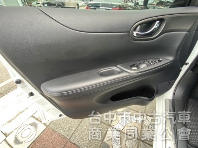 2022年 Nissan TIIDA 5D 1.6 J版 原鈑件 僅跑1.2萬公里 LED頭燈 環景影像 都會型時尚小車