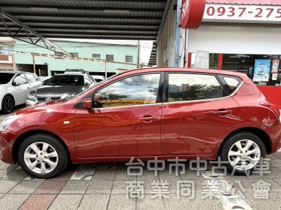 2015年 NISSAN TIIDA 5D 豪華影音版 僅跑4萬公里 恆溫 I-KEY  舒適好開高保值 代步小車首選