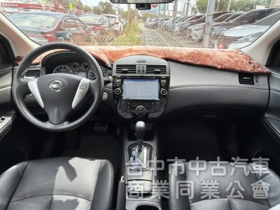 2015年 NISSAN TIIDA 5D 豪華影音版 僅跑4萬公里 恆溫 I-KEY  舒適好開高保值 代步小車首選