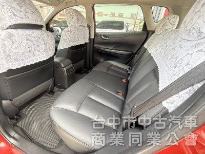 2015年 NISSAN TIIDA 5D 豪華影音版 僅跑4萬公里 恆溫 I-KEY  舒適好開高保值 代步小車首選