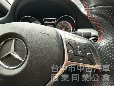 2015年式 M-BENZ 總代理 AMG GLA200 1.6 車況優 僅跑2萬公里 雙電動椅 電尾門 賓士跨界小休旅