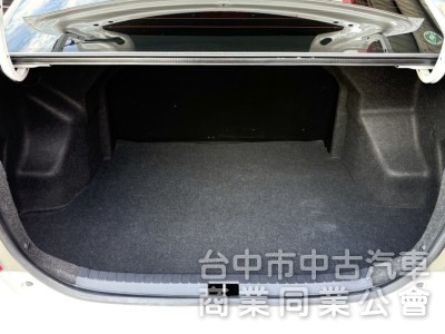 2016年 TOYOTA VIOS 1.5 雅致型 小改款 原鈑件 認證車 低里程 內裝外觀超級讚 小資族優質代步首選