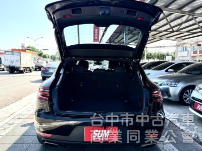 2015年式 保時捷 Macan S 2.0T 總代理 原鈑件 只跑11萬公里 奢豪霸氣 高貴不貴 免百萬輕鬆入主