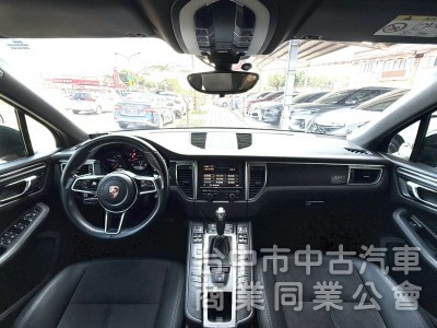 2015年式 保時捷 Macan S 2.0T 總代理 原鈑件 只跑11萬公里 奢豪霸氣 高貴不貴 免百萬輕鬆入主