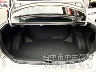 2010年 TOYOTA  Altis 1.8  E版 小改款 僅跑8萬公里 恆溫 定速 倒車顯影 妥善率極高的國民房車