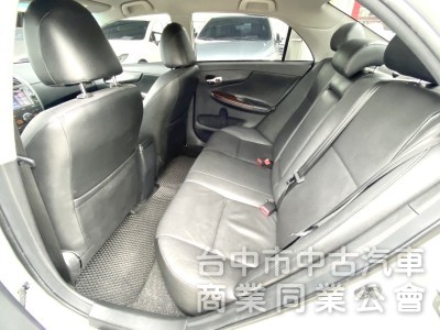 2010年 TOYOTA  Altis 1.8  E版 小改款 僅跑8萬公里 恆溫 定速 倒車顯影 妥善率極高的國民房車