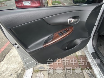 2010年 TOYOTA  Altis 1.8  E版 小改款 僅跑8萬公里 恆溫 定速 倒車顯影 妥善率極高的國民房車