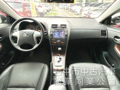 2010年 TOYOTA  Altis 1.8  E版 小改款 僅跑8萬公里 恆溫 定速 倒車顯影 妥善率極高的國民房車