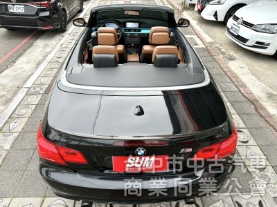 010年 BMW  335i Convertible 雙門硬頂敞篷轎跑 大馬力 市場稀有車種 魅力十足 開出去就是帥