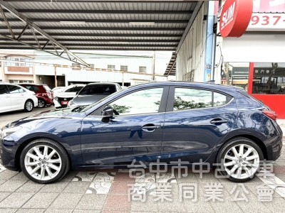 2019年 Mazda 3 5D 2.0 尊榮安全版 原鈑件 ACC跟車 恆溫 電動座椅 魂動美型設計 年輕人的愛款