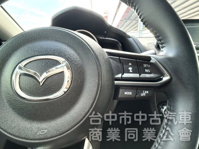 2019年 Mazda 3 5D 2.0 尊榮安全版 原鈑件 ACC跟車 恆溫 電動座椅 魂動美型設計 年輕人的愛款