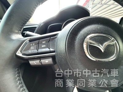 2019年 Mazda 3 5D 2.0 尊榮安全版 原鈑件 ACC跟車 恆溫 電動座椅 魂動美型設計 年輕人的愛款