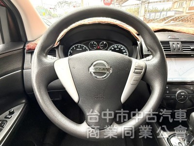 2014年 Nissan TIIDA 5D 1.6 豪華版 空力套件 I-Key 恆溫 定速 市場熱銷 絕佳都會代步美車