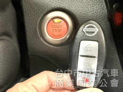 2014年 Nissan TIIDA 5D 1.6 豪華版 空力套件 I-Key 恆溫 定速 市場熱銷 絕佳都會代步美車