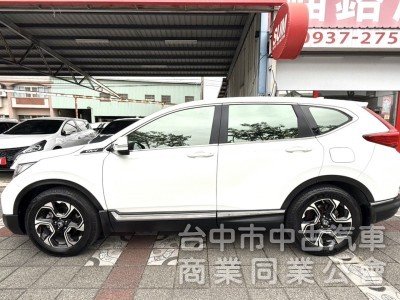 2019年 HONDA CR-V 1.5S 原鈑件 渦輪增壓 ACC 全景天窗 電尾門 空間超大又省油 市場熱銷運動休旅