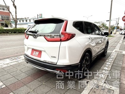 2019年 HONDA CR-V 1.5S 原鈑件 渦輪增壓 ACC 全景天窗 電尾門 空間超大又省油 市場熱銷運動休旅