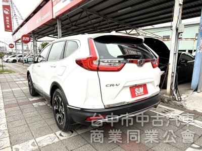 2019年 HONDA CR-V 1.5S 原鈑件 渦輪增壓 ACC 全景天窗 電尾門 空間超大又省油 市場熱銷運動休旅