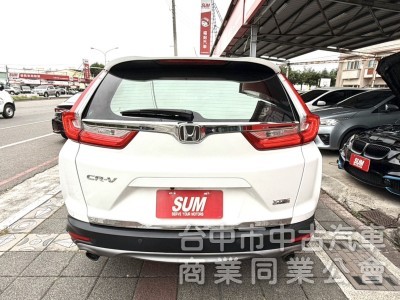 2019年 HONDA CR-V 1.5S 原鈑件 渦輪增壓 ACC 全景天窗 電尾門 空間超大又省油 市場熱銷運動休旅