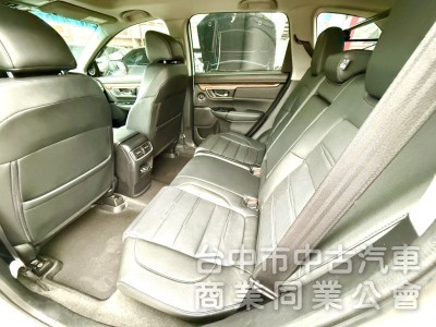 2019年 HONDA CR-V 1.5S 原鈑件 渦輪增壓 ACC 全景天窗 電尾門 空間超大又省油 市場熱銷運動休旅