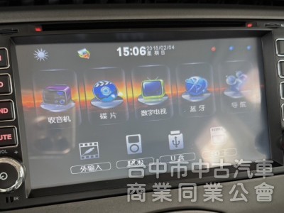 2014年 NISSAN Livina 1.6 豪華版 原鈑件 認證車 僅跑3萬公里 恆溫  好開好養好代步 優質小休旅