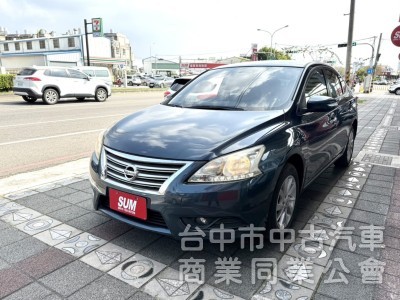 2015年 Nissan Sentra 1.8 傳奇版 原鈑件 認證車 定速巡航 感應頭燈 舒適感極佳的大型房車