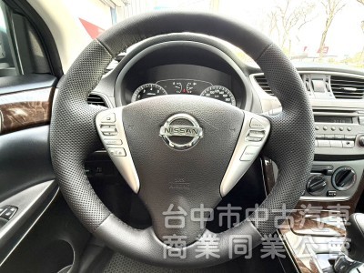 2015年 Nissan Sentra 1.8 傳奇版 原鈑件 認證車 定速巡航 感應頭燈 舒適感極佳的大型房車