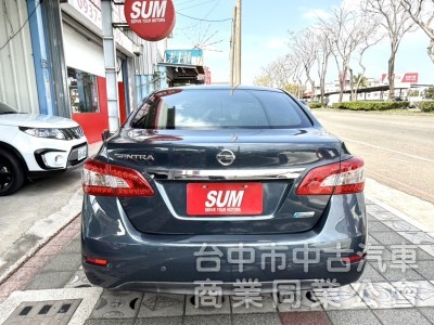 2015年 Nissan Sentra 1.8 傳奇版 原鈑件 認證車 定速巡航 感應頭燈 舒適感極佳的大型房車