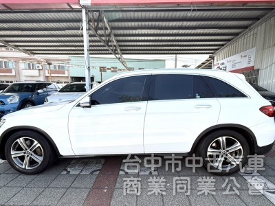 2019年 M-Benz GLC 220d 4MATIC 柴油 總代理 原鈑件 環景影像 電動座椅 豪華大空間運動休旅車