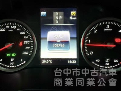 2019年 M-Benz GLC 220d 4MATIC 柴油 總代理 原鈑件 環景影像 電動座椅 豪華大空間運動休旅車