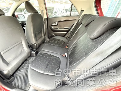 2017年 KIA Morning 1.2 驚艷版 認證車 定速 多媒體螢幕 循跡防滑 超美時尚靈巧代步小車