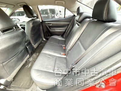 2015年 Toyota Altis 1.8 經典版 原鈑件 只跑7萬 恆溫 定速 升級9吋安卓機及配件 通勤族代步首選
