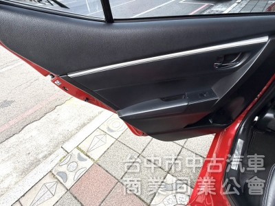 2015年 Toyota Altis 1.8 經典版 原鈑件 只跑7萬 恆溫 定速 升級9吋安卓機及配件 通勤族代步首選