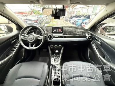 2023年 Mazda  2  15S  原鈑件 僅跑2萬公里 恆溫空調 I-Key 市區代步停車超方便 進口小車首選