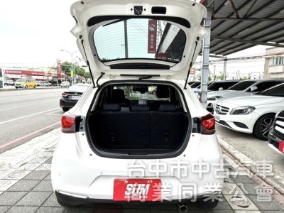 2023年 Mazda  2  15S  原鈑件 僅跑2萬公里 恆溫空調 I-Key 市區代步停車超方便 進口小車首選