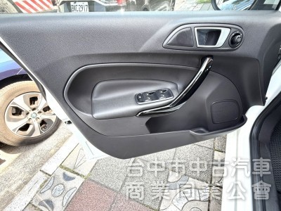 2015年 FORD Fiesta 1.0  S版 運動型 原鈑件 渦輪加持 恆溫空調 I-Key  城市優質代步小車