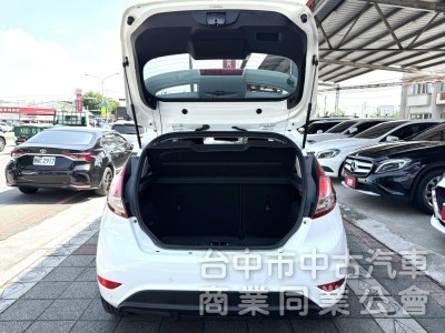 2015年 FORD Fiesta 1.0  S版 運動型 原鈑件 渦輪加持 恆溫空調 I-Key  城市優質代步小車