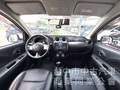 2015年 Nissan March 1.5 傳奇版 原鈑件 衛星導航 倒車顯影 加值安卓機 外型可愛 城市代步小車