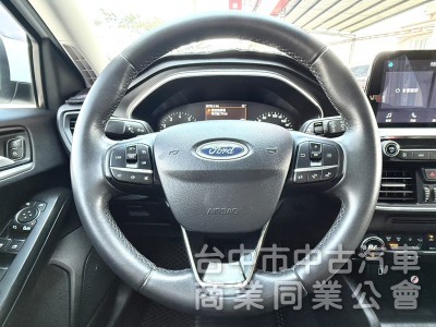 2019年 Ford Focus 5D 時尚經典型 1.5渦輪 原鈑件 僅跑5萬公里  市場最夯的五門小鋼砲