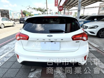 2019年 Ford Focus 5D 時尚經典型 1.5渦輪 原鈑件 僅跑5萬公里  市場最夯的五門小鋼砲