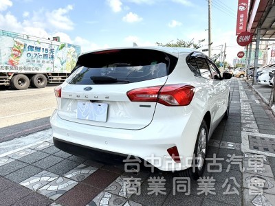 2019年 Ford Focus 5D 時尚經典型 1.5渦輪 原鈑件 僅跑5萬公里  市場最夯的五門小鋼砲