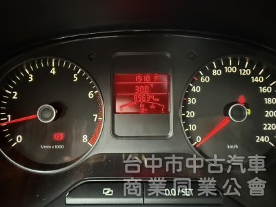 2014年 福斯 POLO HB 1.6 CL 原鈑件 升級大螢幕安卓機 好開省油 小資女的最佳時尚代步小車