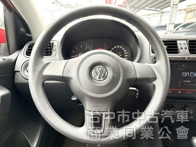 2014年 福斯 POLO HB 1.6 CL 原鈑件 升級大螢幕安卓機 好開省油 小資女的最佳時尚代步小車