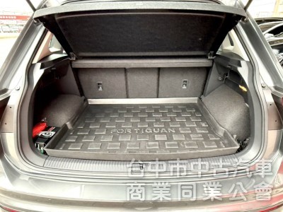 2017年 福斯 Tiguan 280 TSI Smartline  1.4 渦輪 原鈑件 大空間大馬力 新世代運動休旅