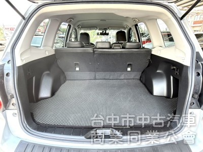 2014年 Subaru Forester 2.0  XT 原鈑件 恆溫 AWD全時四驅 日本原裝進口高性能運動休旅 