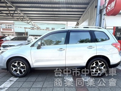 2014年 Subaru Forester 2.0  XT 原鈑件 恆溫 AWD全時四驅 日本原裝進口高性能運動休旅 