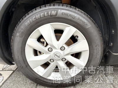 2018年 Nissan Livina 1.6 豪華版 恆溫 原廠影音 車頂行李架 舒適大空間 市場熱銷五門掀背小休旅